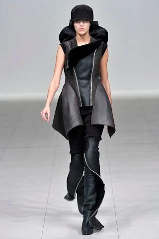 Look 14